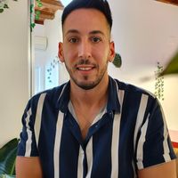 ✨ Bright & Stylish Apartment in the Heart of Málaga ✨