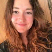 Gorgeous, historic studio in The Mission. Sweeping views of Twin Peaks & Downtown. Easy transit.