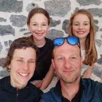 La maison de Caroline, Yannick et Emie, Laura