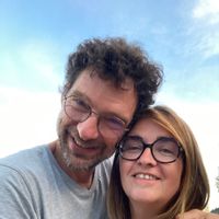 Chambres à dispositions dans maison avec jardin piscine et vue unique sur les alpes aux portes de lyon (25 mn) , bus metro