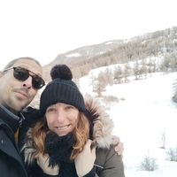 Appartement en plein cœur du premier village bio de France, pouvant accueillir 4 personnes. (6 avec le canapé lit du salon). Au calme, à 1h de la mer, site d'escalade et centre équestre à quelques minutes, rivière avec activité de canoé, balades et randonnées.