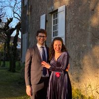 Maison très agréable à 15 min du centre de Bordeaux en tramway. 5 min à pied des commerces.