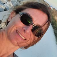 Maison lumineuse et chaleureuse à La Rochelle, à deux pas du centre-ville et de toutes commodités.