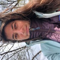 La maison de Charline
A 10min de Grenoble, capitale des Alpes.  Au pied du massif du Vercors. 
Une multitude de randonnées et autres activités Outdoor ( vtt, escalade…) dans les massifs alentours!