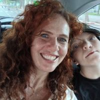 huis van Jaya and Awet