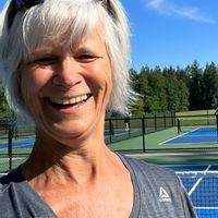 HIGHLY DESIRABLE RIVERFRONT SOUTH SURREY/WHITE ROCK COMMUNITY-  PRIVATE HOUSE close to river.  Available for stays May-Sept 2025.  Perfect for 2-4 adults who wish to explore our amazing area.  FOUR night minimum stay please.