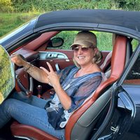 Appartement de plein pied avec un petit jardin privatif, à 50m de la mer et au coeur des commerces de plage. Plages natures et sauvages à proximité