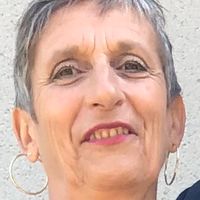 La maison de FABIENNE Appartement en rdc de notre maison, 2 terrasses couvertes, accès libre à la piscine