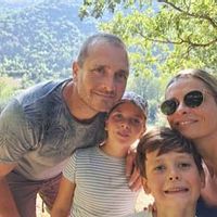 Maison familiale avec piscine, 5 chambres, dans un village à 30 minute de Nice