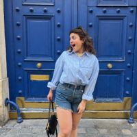 Cosy apartment close to the center of Amsterdam. Don't miss the view over the city from the rooftop!