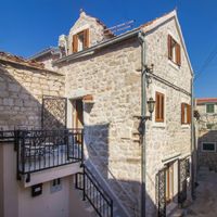 Dalmatin house near the sea