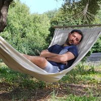 Maison en pierre de Boris et Grégory au pied du tram direct vers le centre-ville de Bordeaux