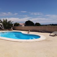 Sud de la France, Occitanie  proche gorges de l'Ardèche maison climatisée piscine chauffée clôturée