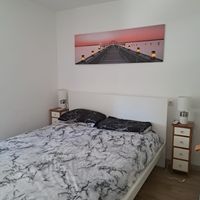 Casa unifamiliar de 3 dormitorios y 2 baños en pleno pueblo pintoresco a 15 minutos de Granada, a 15 minutos de montañas, rutas y embalses y a 1 hora de Sierra Nevada.
