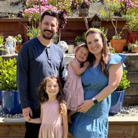 Cozy Craftsman in Historic California Town | Family-Ready | 20 Min to Monterey