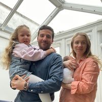 Bel appartement dans un immeuble de standing au pied du métro