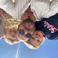 Apt de 3 chambres dans un quartier calme, idéal pour famille souhaitant visiter la région.