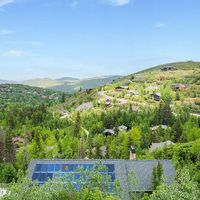Elevated Mountain Escape with Stunning Views, New Deck, and Modern Comforts