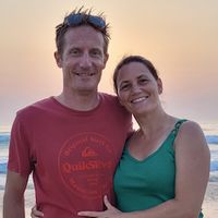 Au coeur de Pessac, pour 6 voyageurs, 4 chambres avec jardin, la terrasse et piscine.