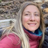 Montreal house in a family-friendly neighborhood.