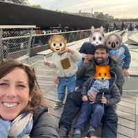 Appartement 4 chambres en étage élevé (9eme) avec balcon dans toutes les pièces, à 3min Tour Eiffel