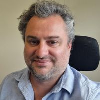 Entre terre et mer : maison au calme avec piscine en Bretagne