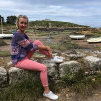 Studio en rez de jardin, terrasse et pelouse  vue sur la vallée à 10km des lacs de l Eau d'Heure