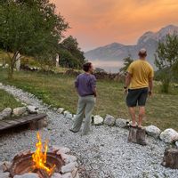 Fireside Lodge Cozy mountain home with Mongolian Yurt in peaceful Montenegrin village