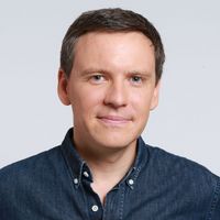 Chambre d'ami, bel immeuble haussmanien, idéal pour visiter Paris le temps d'un (long) WE.