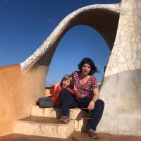 Architectural family-home on a Barcelona university campus