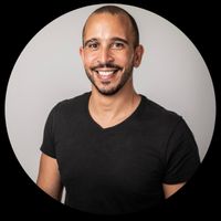 Maison unique à Carthage, au cœur des sites antiques, charme authentique, calme et sérénité.