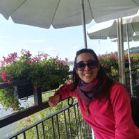 Casa Ragusa è una villetta con giardino, ampia veranda a pochi minuti a piedi dal mare.