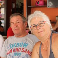 proche des grottes de LASCAUX  (10 km), de SARLAT (20 km),  un des plus beau village de FRANCE