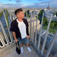 Home Laurentiu, Bucharest