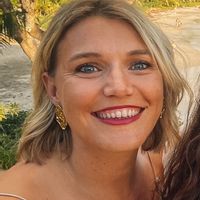 Cocoon provençal avec piscine à 5min à pied du village.