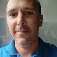 giulios hus