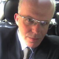 Hello everybody!You want to stay at least 3 weeks in a nice place near Paris,house accessible 4All !