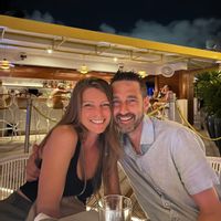 Superbe Chalet avec spa, directement bord du lac, 2 kayaks, paddle bord, quai et plage privée.