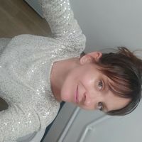 La maison rouge au bord de l'eau