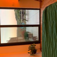 Studio indépendant privé avec vue imprenable sur la garrigue avec piscine privée en été