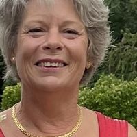 Petite maison de plein pied sur terrain arboré avec piscine couverte à proximité de Montpellier (34)