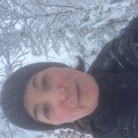 Vaste maison sur 3 étages avec belle cour boisée à Trois-Rivières