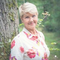 Charmante petite maison neuve de 40 m², véritable havre de paix niché au cœur du bois des Eloux.