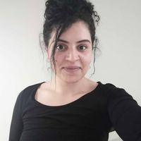 Bienvenue dans notre confortable appartement situé aux portes de Paris, juste en face d’une gare.