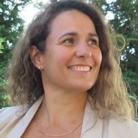 Belle maison 5 personnes avec piscine et un beau jardin paysagé dans un village du sud de la France