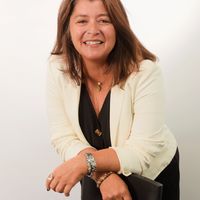 Appartement convivial et spacieux, à deux pas de Paris et du quartier d’affaires La Défense.