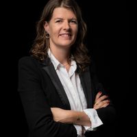 Maison en pierre avec de très belles pièces, au coeur des vignes