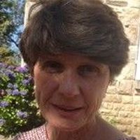 Chambre spacieuse et claire dans une maison de caractère.