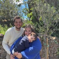 Dans les Corbières, chez Maria, Geogeo & Olivia. Nous vous accueillons dans notre maison de famille.