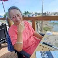 2 CHAMBRES PRIVEES  dans un Ancien chai aménagé au cœur d'un village de l'île.